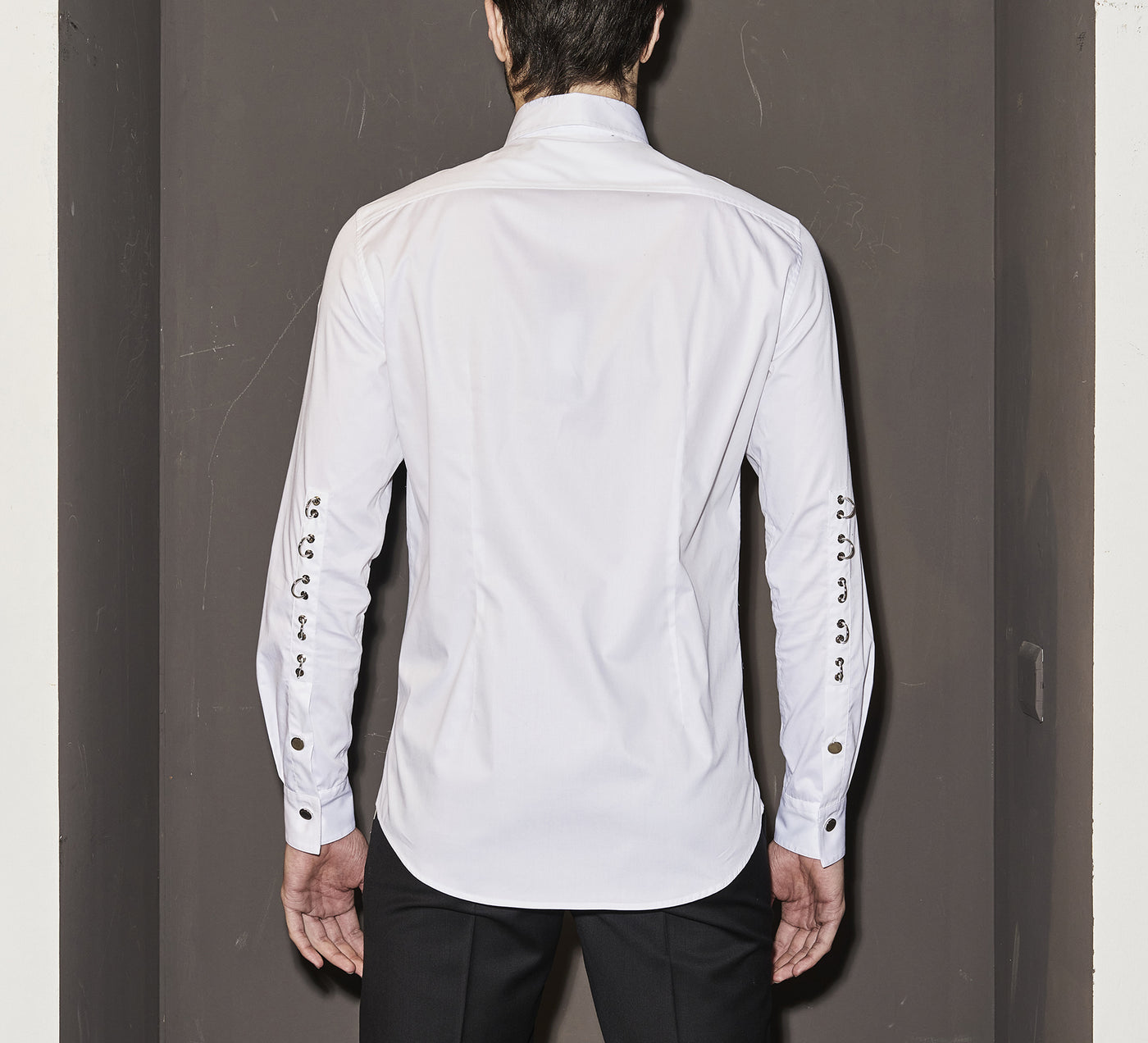 LHB2528005  Shirt With Piercing